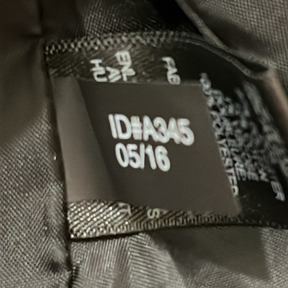 Express Black Cropped Vegan Faux Leather Moto Jacket Zippers Pockets Small - Picture 9 of 9